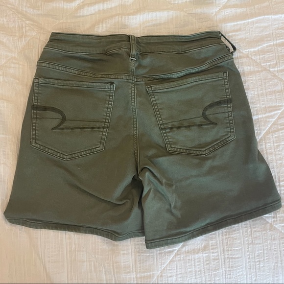 American Eagle Outfitters Pants - American Eagle Midi Shorts